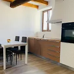Duplex In Casa Rurale Con Cortile Privato