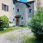 Duplex In Casa Rurale Con Cortile Privato