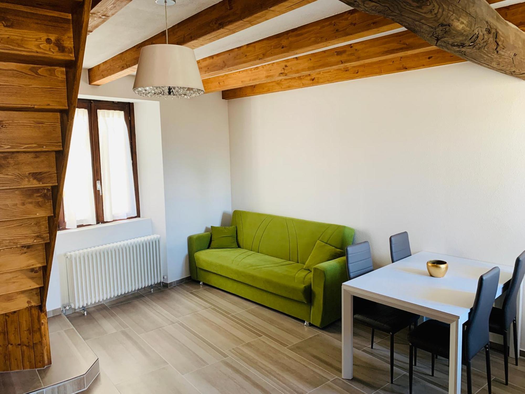 Duplex In Con Cortile Privato *